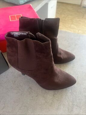 Isaac Mizrahi Chocolate Brown Suede Pointed Ankle Booties